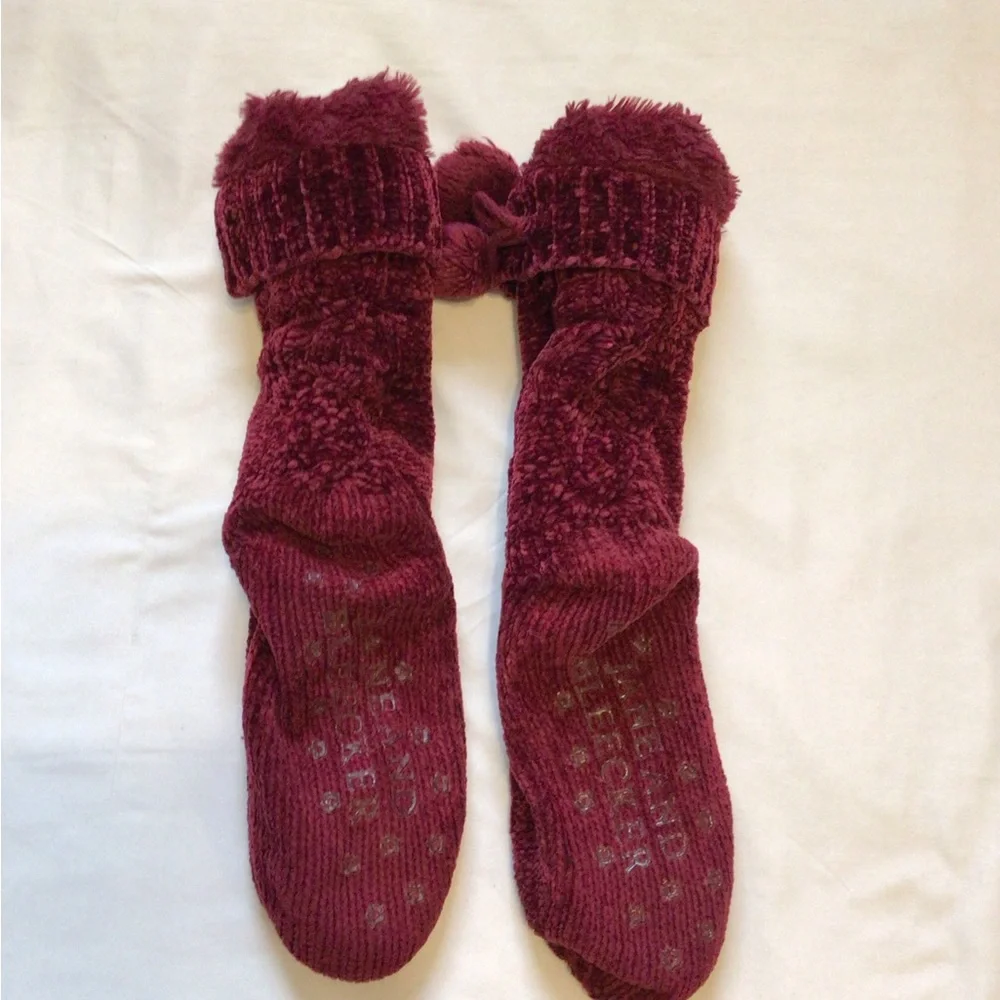 💸30%off2🛒 Jane Bleecker burgundy slipper socks